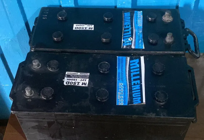 ?VENDO BATERIA CAMINHÃO 150amp?