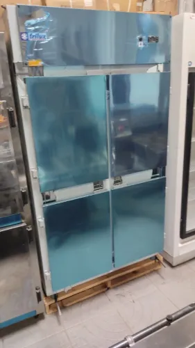 Geladeira comercial 4 portas Frilux / pronta entrega