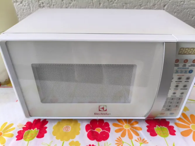 Microondas Electrolux 20L 