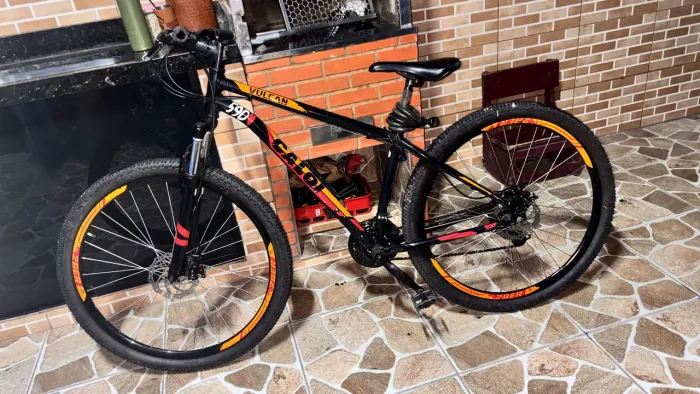 BIKE CALOI VULCAN ARO 29 - BEM CONSERVADA!