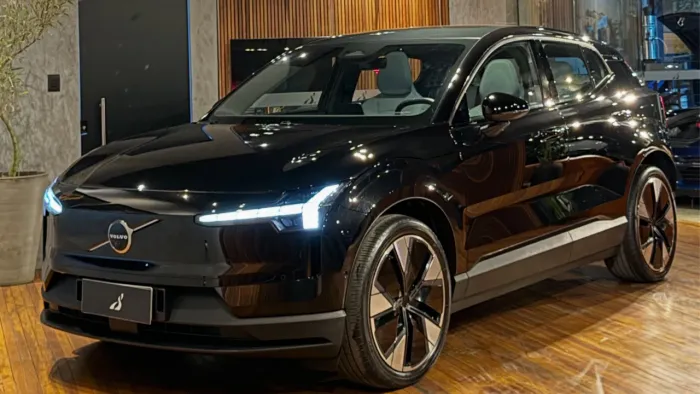 Volvo EX30 E60 Ultra (elétrico) 2024