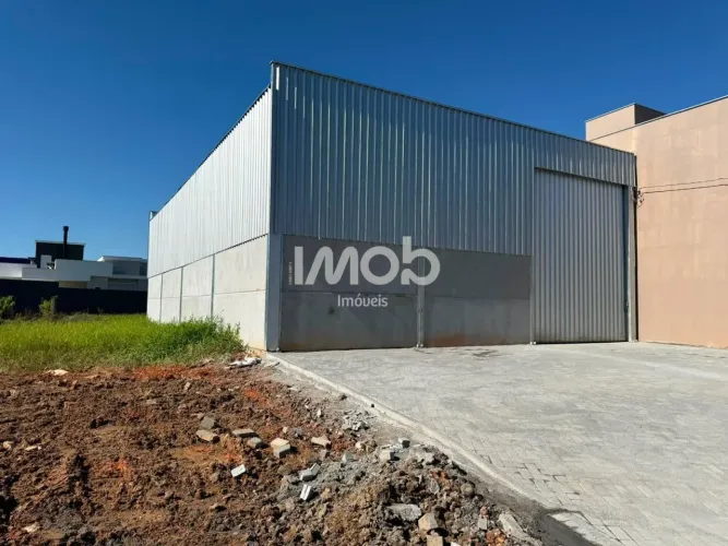 GALPÃO COMERCIAL - ILHA DA FIGUEIRA - GUARAMIRIM