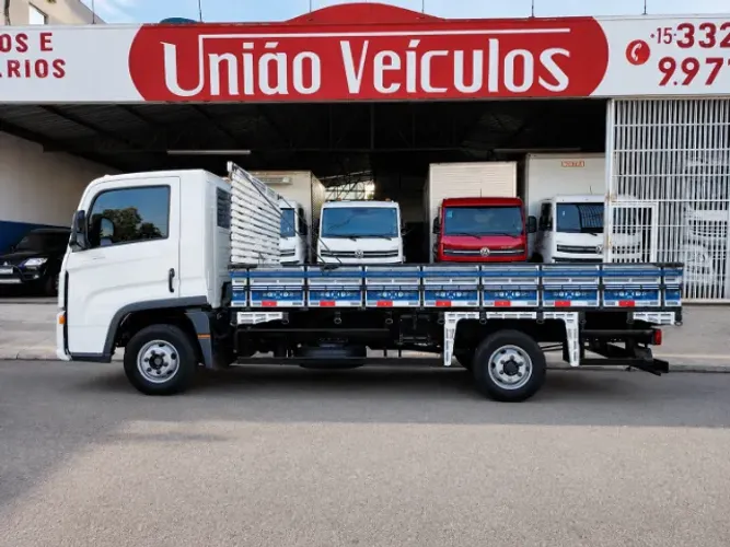 Volkswagen Delivery Express + Carroceria Madeira