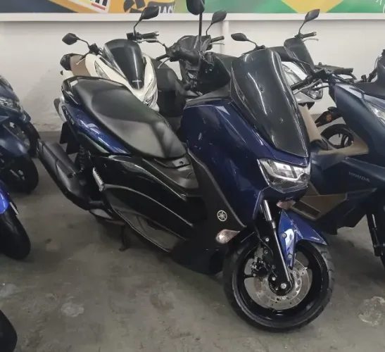 NMAX 2021 160 APENAS 14.226KM
