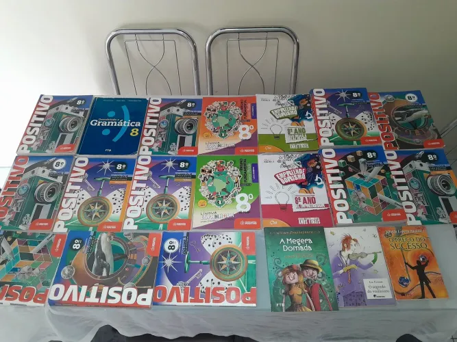 Coleção completa de livros 8° ano