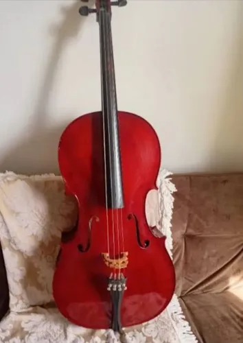 Violoncelo instrumento musical...