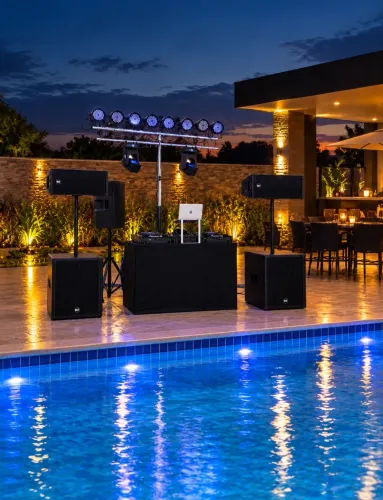 Som DJ e iluminação para festas e eventos