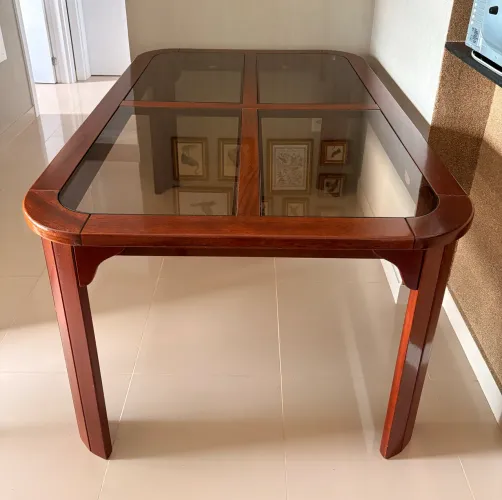 Mesa de Jantar/ escritório em Madeira Maciça com Tampo de Vidro (170x110)