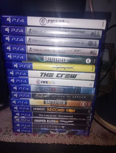 Vendo lote de jogo com fone gamer e adaptador