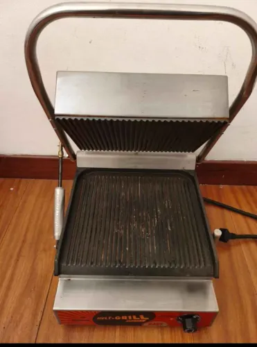 Chapa prensa Mult-Grill Express Baby