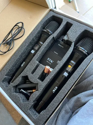 kit com 2 microfones wireless