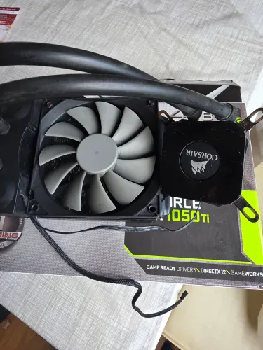 Watercooler Corsair Hydro