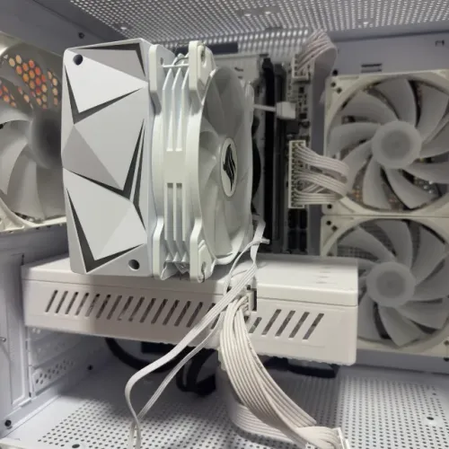 PC Gamer 16 RAM RX 580 8 GB SSD 256 GB