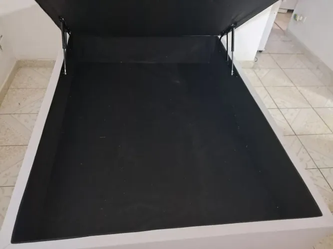 CAMA BOX CASAL, TAMANHO PADRÃO, COM BAÚ.