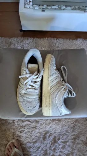 Tenis Adidas 36