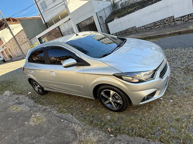 Chevrolet Onix Hatch LTZ 1.4 8V Flex Mec. 4P 2017