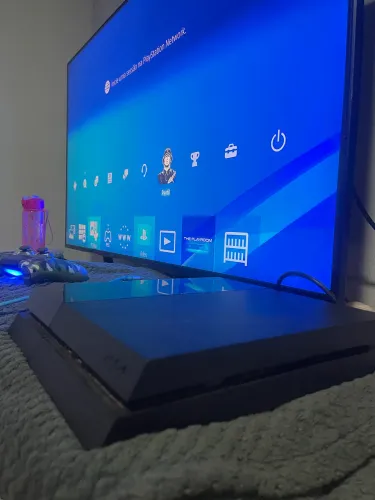 PS4
