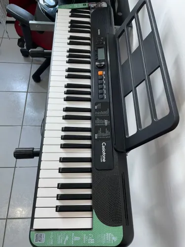 Casio CT-S200 Semi Novo com Suporte e Fonte
