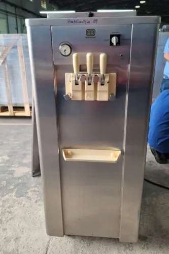 Máquina de sorvete, Bertollo, fábrica em São Carlos-SP 