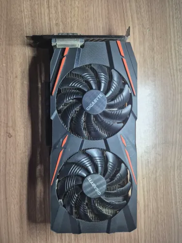 RX 570 4GB GIGABYTE