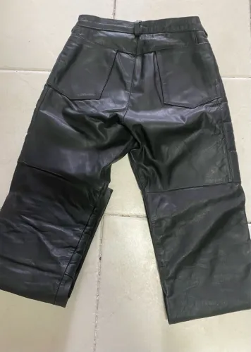 calça de couro unissex TINA Brunelli ? ?A Marca do Couro? 