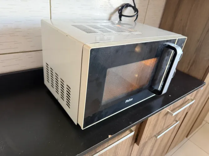 Microondas Philco 20 l