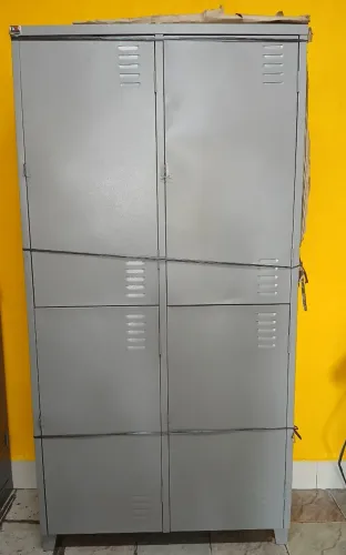 Armário de aço 4 portas