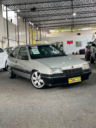 Chevrolet Kadett GLS 1.8 EFI / Sl/e 1.8 (álcool) 1993