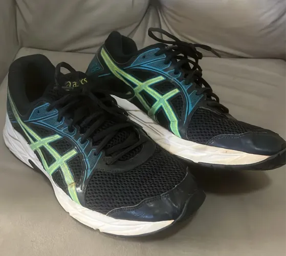 Tênis asics 43