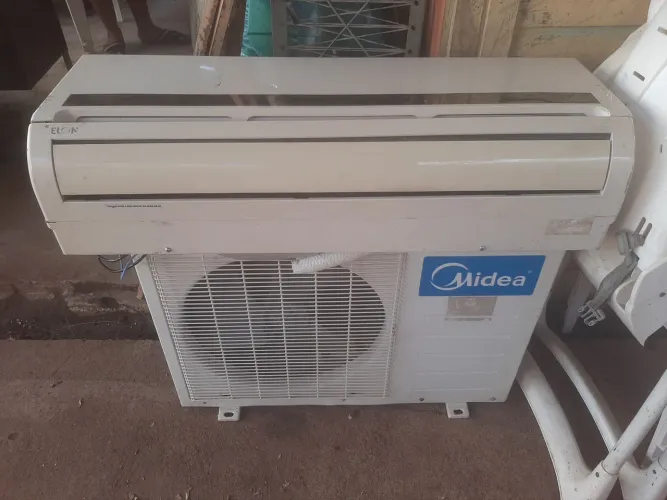 Vendo central 18.000 btus Elgin funcionando perfeitamente bem