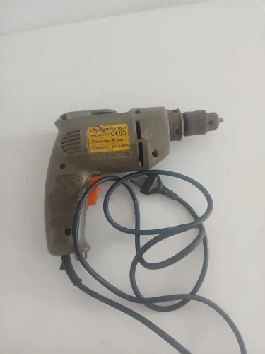 Furadeira elétrica