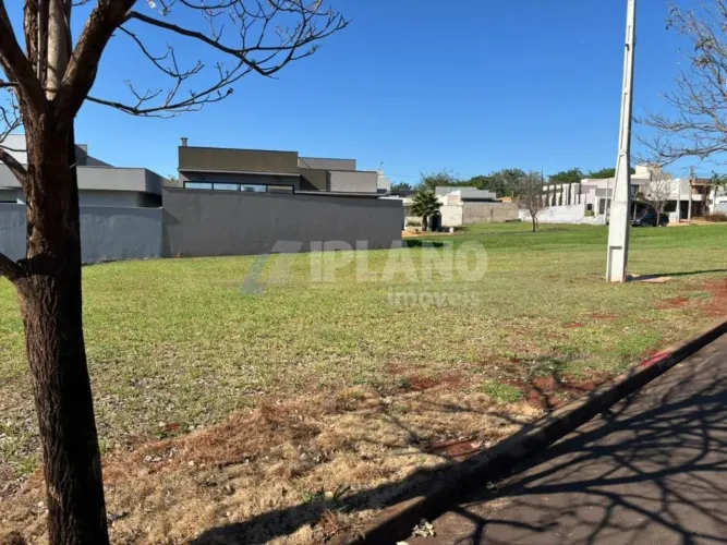 Venda de Terreno / Lote na cidade de Ribeirão Preto