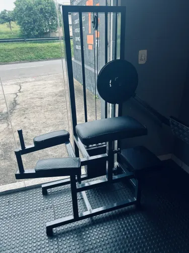 Aparelho de academia/musculação 4 apoios