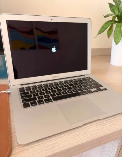 Apple MacBook Air 8GB RAM