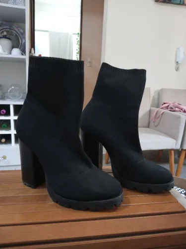 Bota Schutz n34