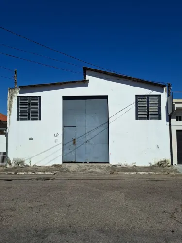 Oportunidade Galpão sendo 02 a venda frente para 2 ruas