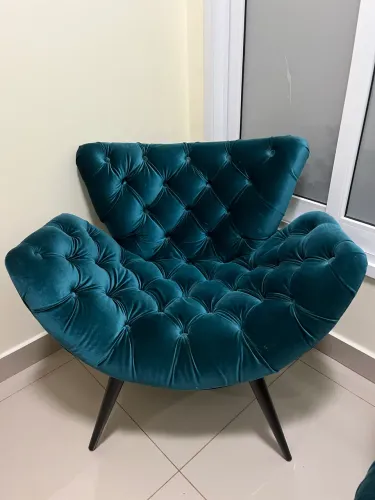 Poltrona decorativa em veludo - excelente estado