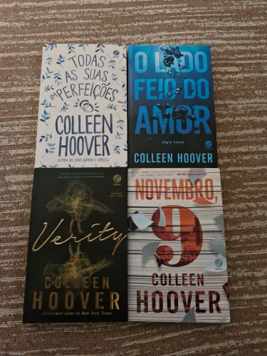 Coleção independente Colleen Hoover