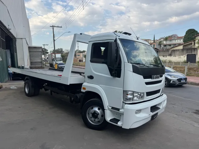 Iveco vertis 90v16 plataforma motor cummins