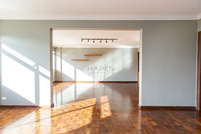 Apartamento para alugar no Batel