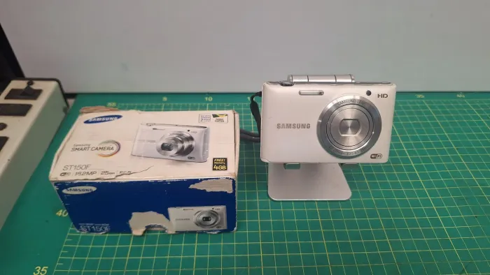 Câmera digital Samsung 16.2 MP completa