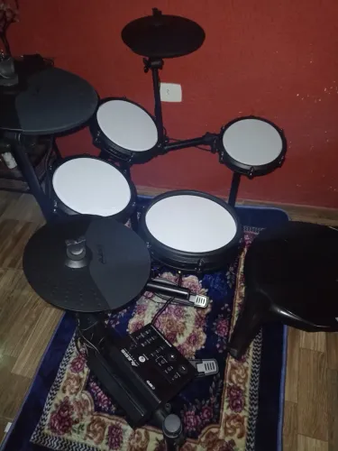 Bateria Eletrônica Alesis Nitro Mesh