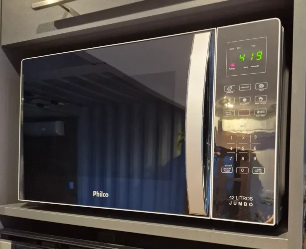 Micro-ondas Philco Jumbo 42 Litros Espelhado
