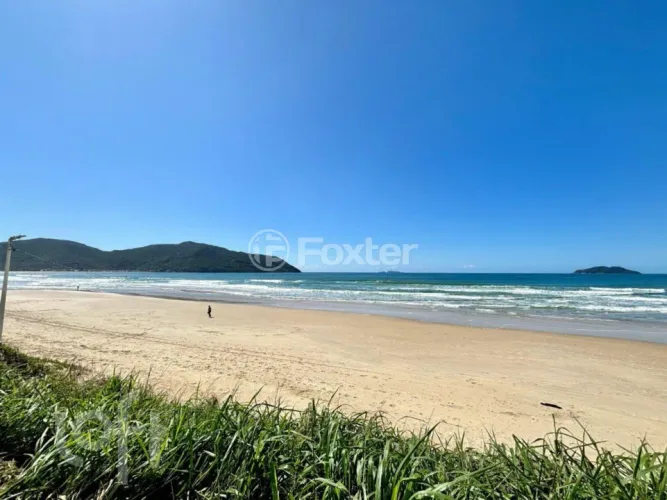 Casa à venda Rua Lauro Mendes, Pântano do Sul - Florianópolis
