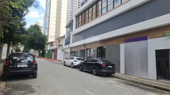 Loja à venda ou para locação em Água branca - SP