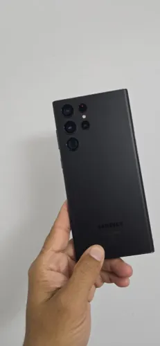 Samsung Galaxy S22 Ultra ( Semi Novo )