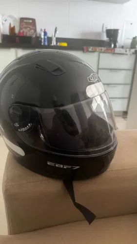 Capacete EBF 7 preto brilhante NOVO sem uso