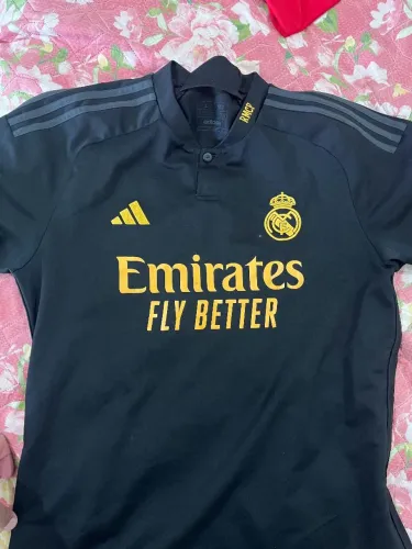 Camisa preta do real madri 2023/2024