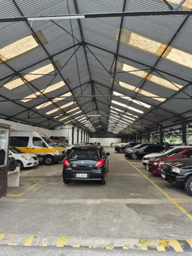 VAGA PARA CARRO GRANDE EM ESTACIONAMENTO - LARANJEIRAS