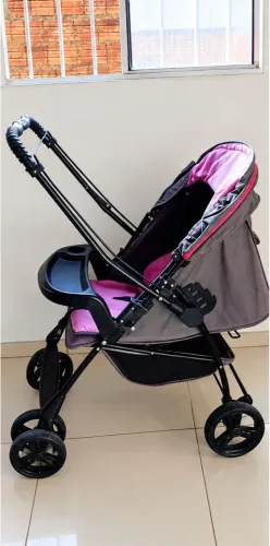Vendo Carrinho de Bebê da marca Galzerano